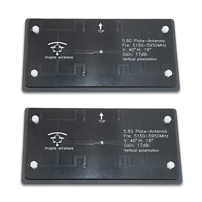 Two black directional antennas with 17dBi gain specifications labeled for 5.8 plate-antenna on a white background